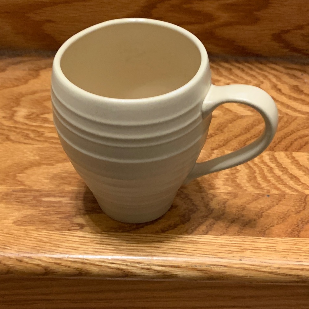 Mikasa Cream Ribbed Mug